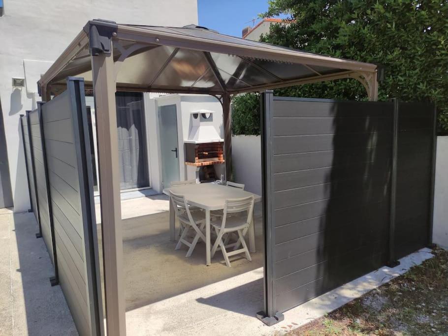Апартаменты L'Atelier De La Cite - Parking Gratuit Каркассон Экстерьер фото